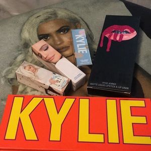 Kylie Cosmetics Bundle💋